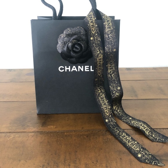 SOLD! Chanel Black Paper Shopping Gift Bag+ Ribbon - Picture 2 of 5